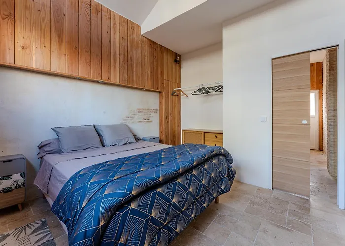 5 Etoiles 아르카숑